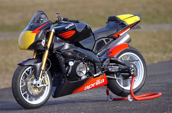 Aprilia Tuono 1000 R Factory (2004-05)