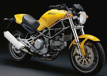 Ducati Monster 750