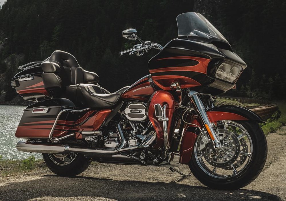 Harley Davidson CVO Road Glide Ultra