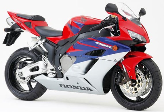 Honda CBR 1000 RR Fireblade (2004-05)