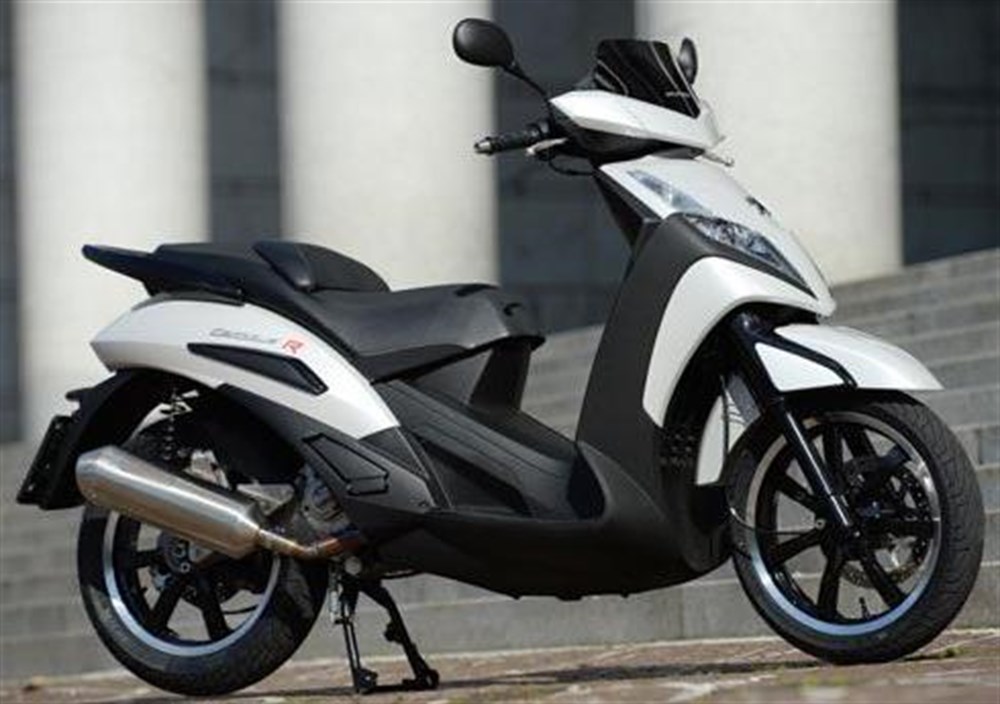 Peugeot Geopolis 300 R