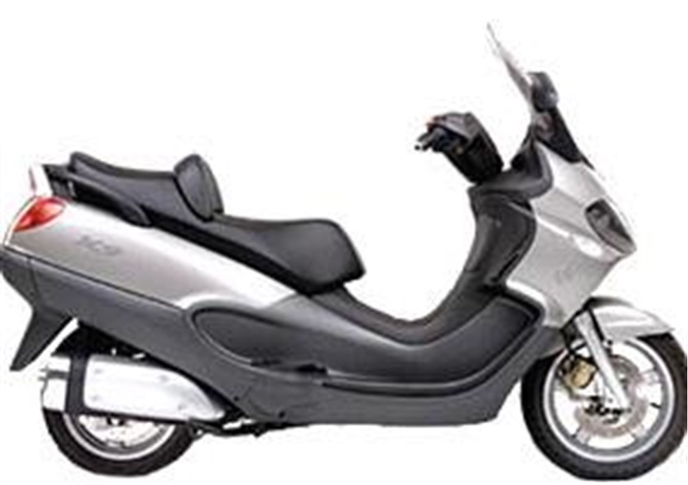 Piaggio X9 500