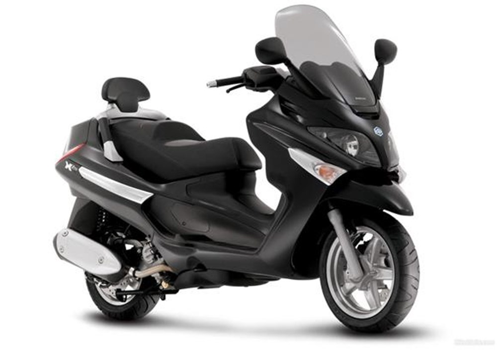 Piaggio Xevo 400