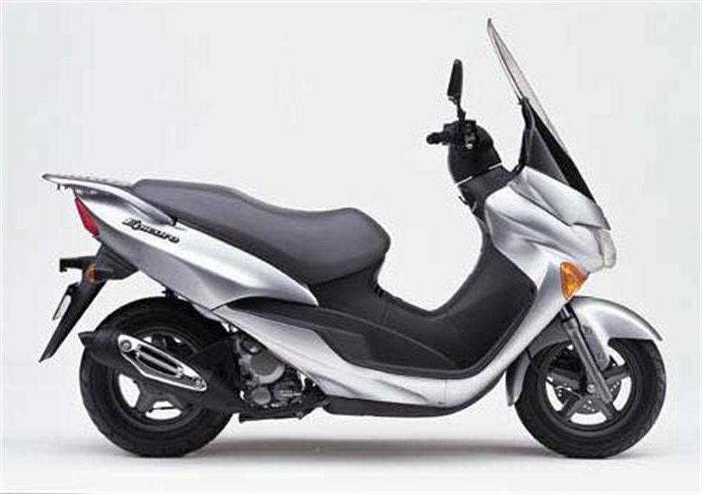 Suzuki UC 150 Epicuro R (2000-03)