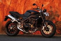 Triumph Speed Triple 1050 (2005-11)